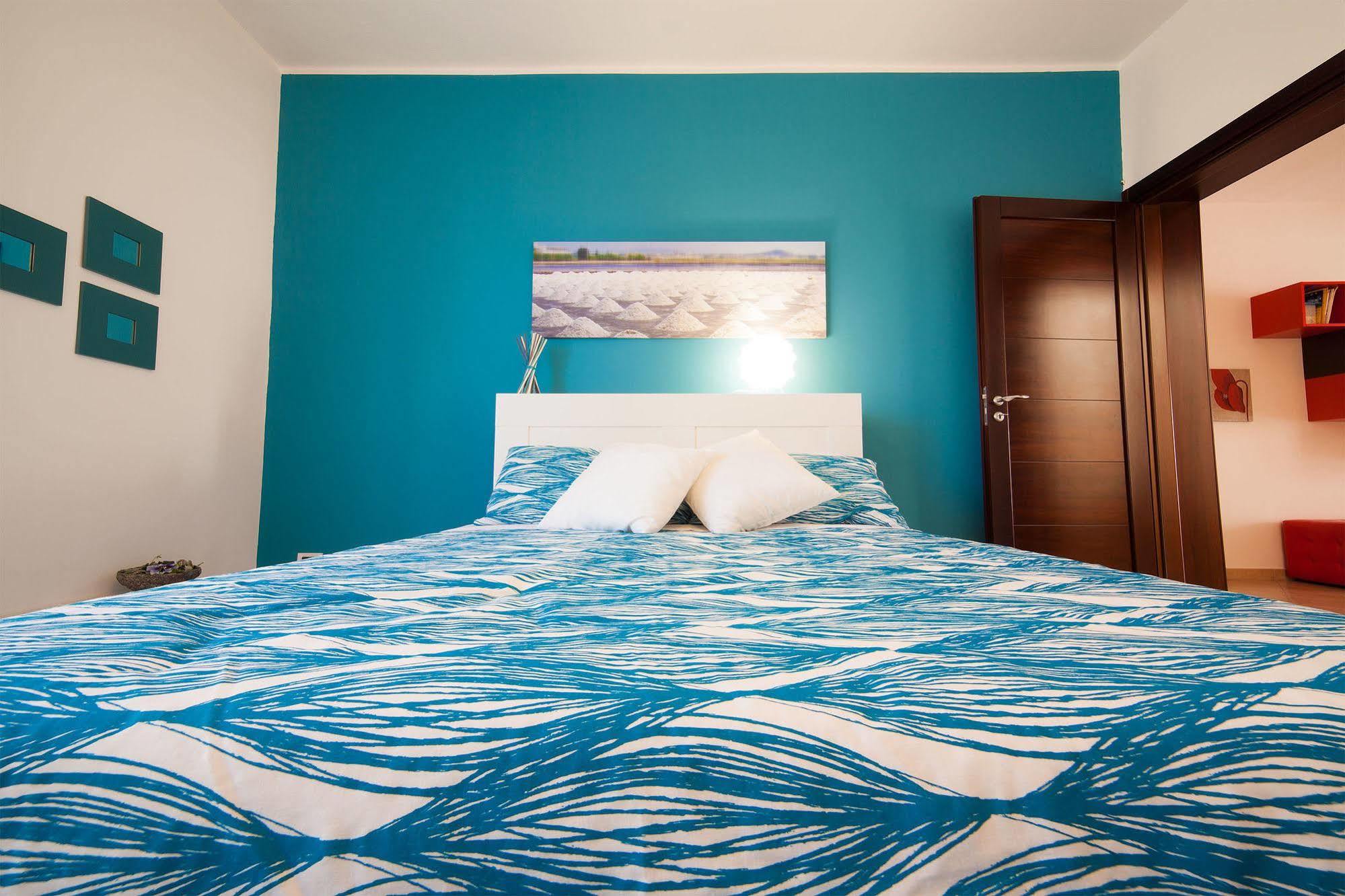 Bianco Sale Trapani Bed & Breakfast Rilievo Exterior photo